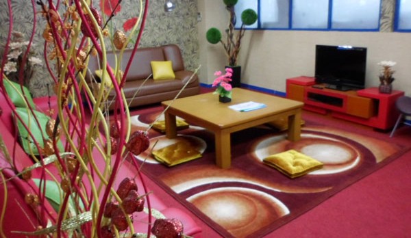 conversation-class-room
